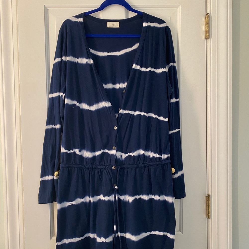 Navy/white tie dye long sleeve/shorts romper